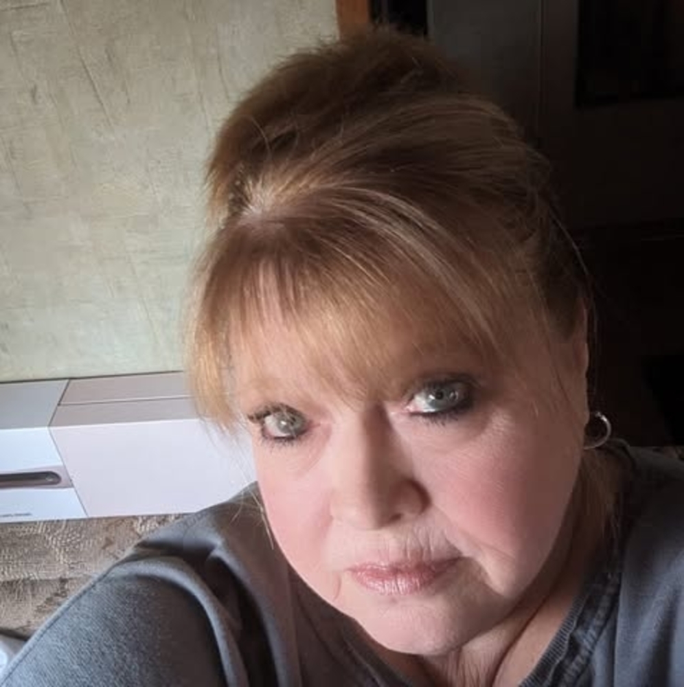 Meet your Posher, Tammy - Picture 1 of 1